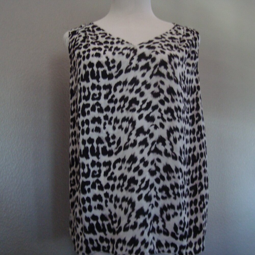 W5 Sleeveless Top Blouse Animal Print sz S